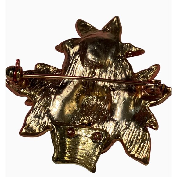 Red Poinsettia Flower Brooch Pin Gold-Tone Metal Festive Holiday Jewelry - Picture 7 of 8